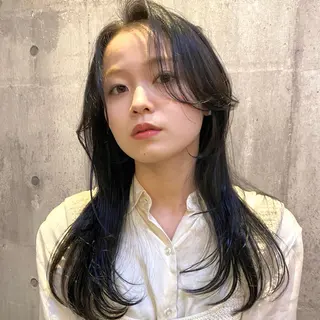 ロング カラー 比嘉 陽のヘアスタイル