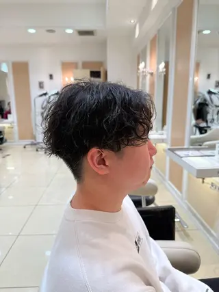 ショート パーマ メンズ メンズ特化型美容師 栗山勇人のヘアスタイル
