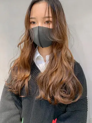 ロング カラー ヘアアレンジ yuka .のヘアスタイル