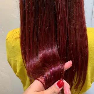 カラー 西田 優菜のヘアスタイル