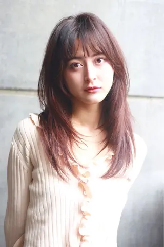 ロング emu 公式のヘアスタイル