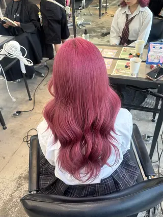 ロング カラー レイヤー sala 推しカラー職人🎀のヘアスタイル