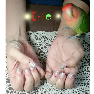 カラー パーマ ヘアアレンジ メンズ キッズ ネイル 與儀 知佳のネイルデザイン