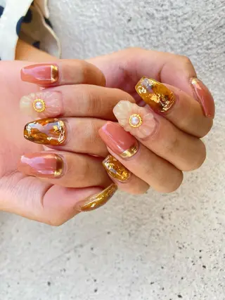 ミディアム ネイル ✴︎ Delightのネイルデザイン