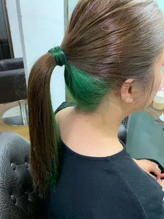 ロング カラー R ri R takagiのヘアスタイル