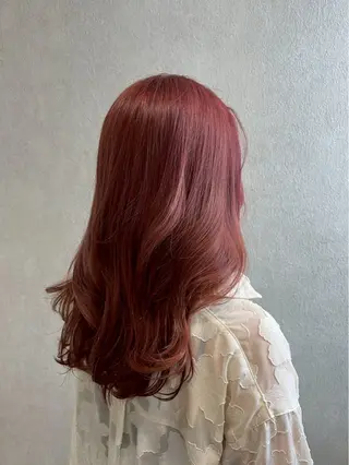 セミロング 木場 麗咲のヘアスタイル