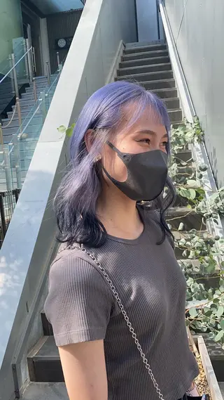 カラー ヤクシジ レンのヘアスタイル