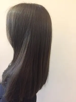 セミロング カラー seren dipityのヘアスタイル