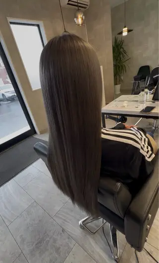 ロング カラー ՏKIᒪᒪ石岡店 本田のヘアスタイル