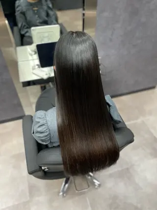 ロング CYNTHIADUE 店長| IRISUのヘアスタイル