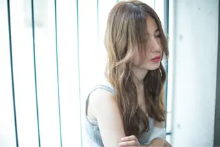 セミロング 入本 翼のヘアスタイル