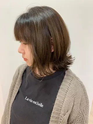 ショート カラー 顔まわりカット✄ ベージュカラー🧸のヘアスタイル