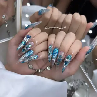 ネイル 加納 莉音のネイルデザイン