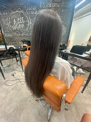 ミディアム カラー ウルフカット レイヤーカット上柿のヘアスタイル