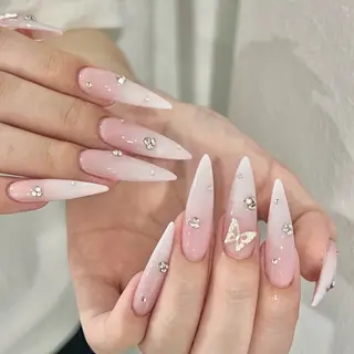 ネイル Ugirl Nail Pinpin🤍のネイルデザイン