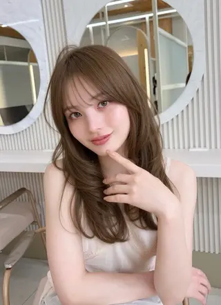 セミロング oto🤍×美髪× ゆるふわレイヤーのヘアスタイル