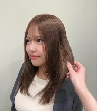 セミロング カラー haruhi/艶髪 ☀️透明感カラーのヘアスタイル