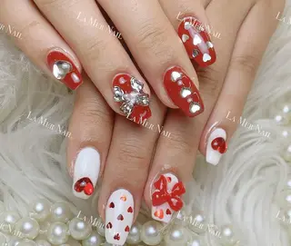 ネイル hikikibyee ♡のネイルデザイン