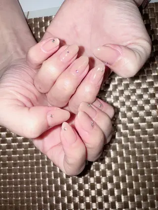 ミディアム on nail 尾張旭三郷店のネイルデザイン