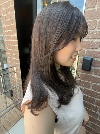 ミディアム カラー パーマ ヘアアレンジ メンズ キッズ ネイル マツエク・マツパ アイブロウ 久木原 ゆりのヘアスタイル