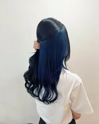 ロング カラー WATANABE MISAKIのヘアスタイル