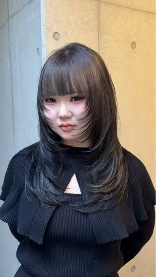 ロング カラー だいち/ブリーチ/ レイヤーカットのヘアスタイル