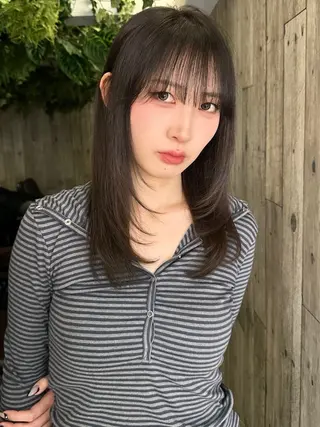 セミロング 艶カラー/フェイス レイヤー/たむのヘアスタイル