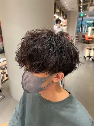 ショート パーマ メンズ 梅田茶屋町メンズ 専門美容師 山元一平のヘアスタイル