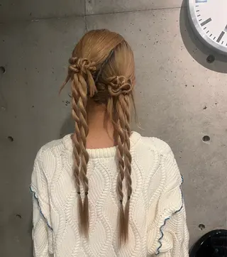 セミロング カラー ヘアアレンジ "Daisy" Rio /大名・天神のヘアスタイル