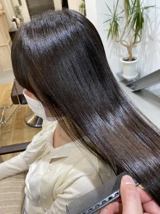 ロング 深夜まで営業中‼️ レム髪質改善のヘアスタイル