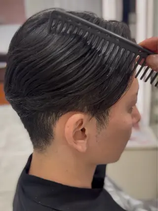 メンズ 🎸メンズ朝ラク！ パーマ特化ren🎸のヘアスタイル