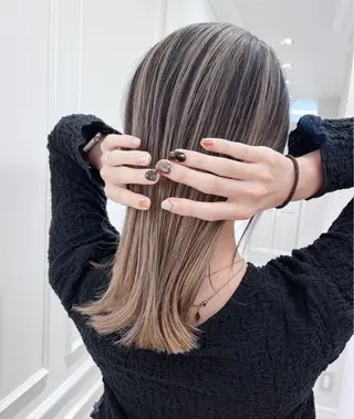 ミディアム カラー 🎀可愛くします💗 空きあり✨のヘアスタイル