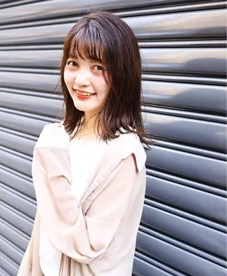 ミディアム カラー ヘアアレンジ トレンドヘア🩶 艶髪🩶yoshiのヘアスタイル