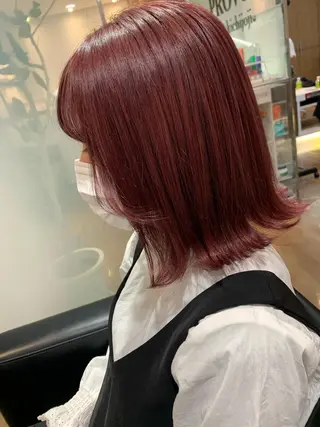 ミディアム カラー 薄田 珠美のヘアスタイル
