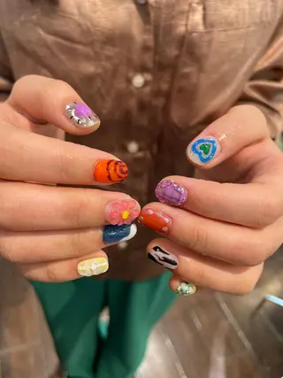 ネイル 個性派ネイル 🌼 ハルカ ♡の眉毛・アイブロウイメージ