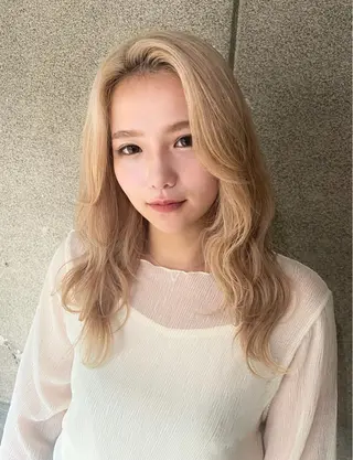 セミロング マツダテ ホノカのヘアスタイル