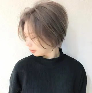ショート カラー AIR HEALのヘアスタイル