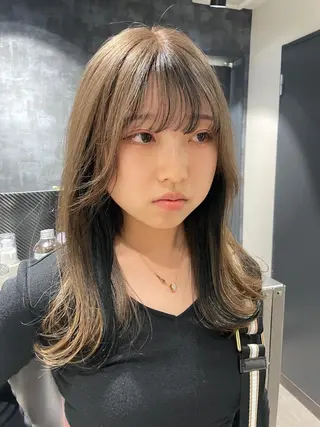ロング カラー レイヤーカット 韓国ヘアayameのヘアスタイル