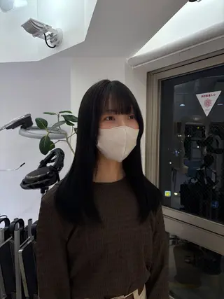 ミディアム カラー 山野 華愛のヘアスタイル