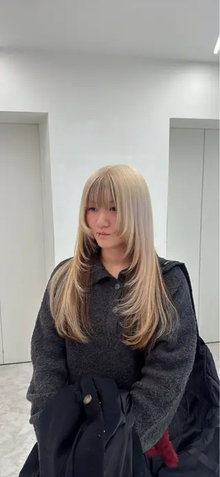 ロング カラー ヘアアレンジ ウルフカット×ハイ トーン職人🤍ゆうひのヘアスタイル
