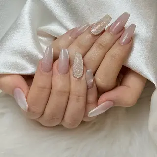 ミディアム るな ラヴェニアのネイルデザイン