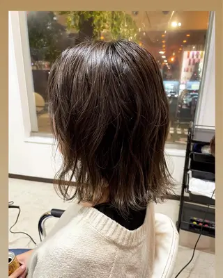 セミロング カラー パーマ 伊丹Pilina 山田のヘアスタイル