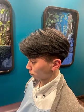 ミディアム 雫石 憲資のヘアスタイル