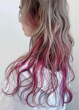 ロング カラー DEAN ISLA 大人レイヤーカットのヘアスタイル