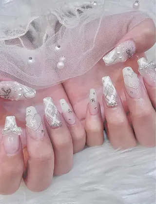 ネイル KIREIE Chinatsuのネイルデザイン