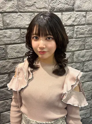 ミディアム 自由が丘/駅近/艶髪 /骨格補正/土屋優希のヘアスタイル