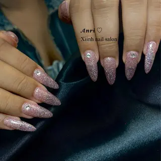 ネイル 𝓐𝓷𝓻𝓲 XiinhNailのネイルデザイン