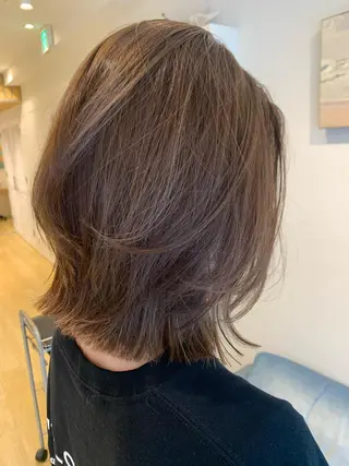 ミディアム 渋谷ハイトーン/ デザインカラー阿部のヘアスタイル