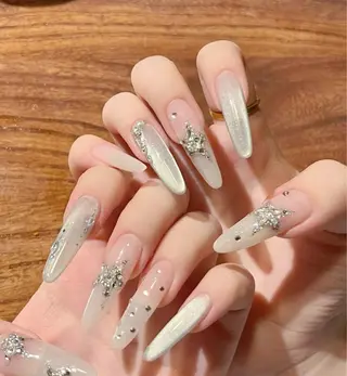 ネイル D-BEAUTY Nailsalonのネイルデザイン