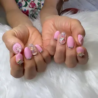 ネイル Laula🤍 ayakaのネイルデザイン